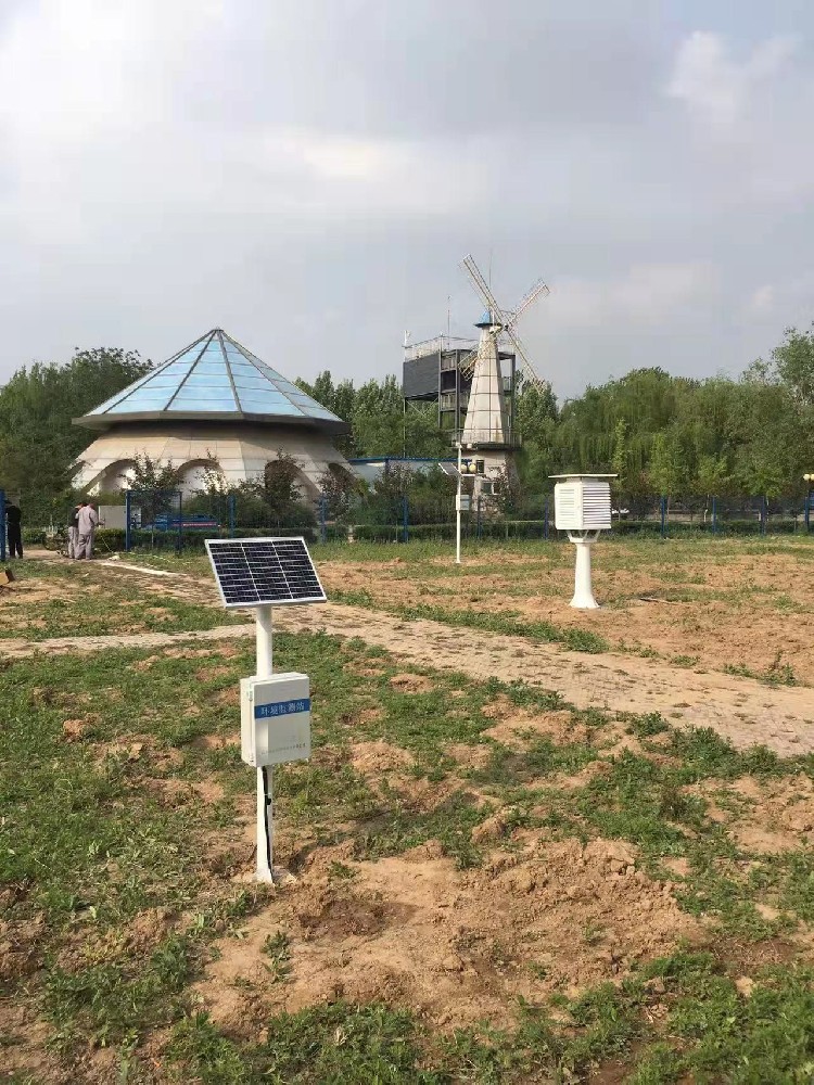 聊城大学采购的山东竞道光电校园气象站成功完成安装
